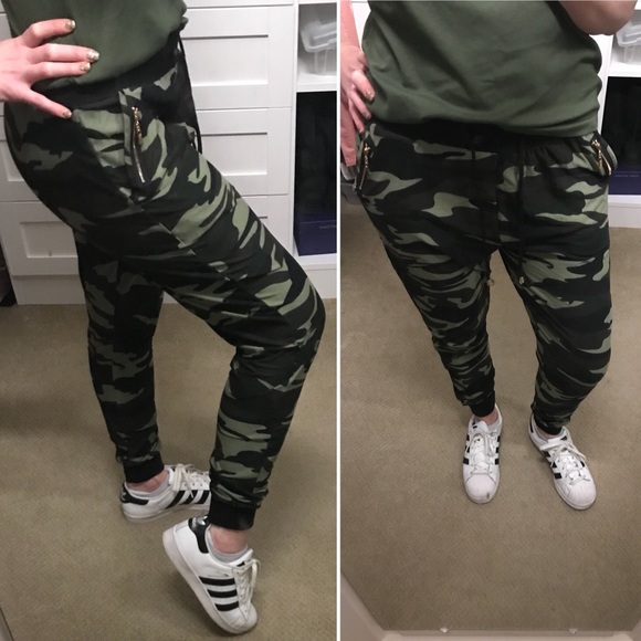NWT Camo Jogger Lounge Pants - Picture 2 of 4